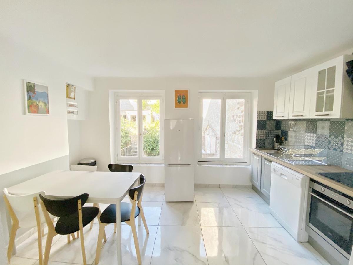 22 Chic & Cosy Grand Appart 92M2 Parking Gratuit Hypercentre Netflix Saint-Etienne  Bagian luar foto