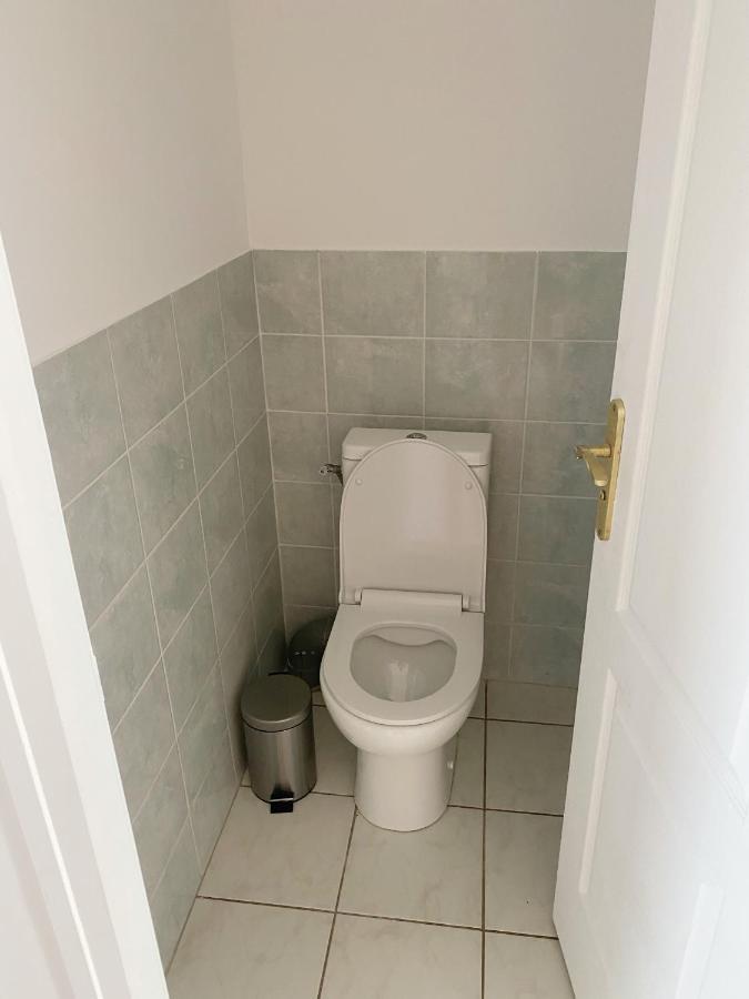 22 Chic & Cosy Grand Appart 92M2 Parking Gratuit Hypercentre Netflix Saint-Etienne  Bagian luar foto