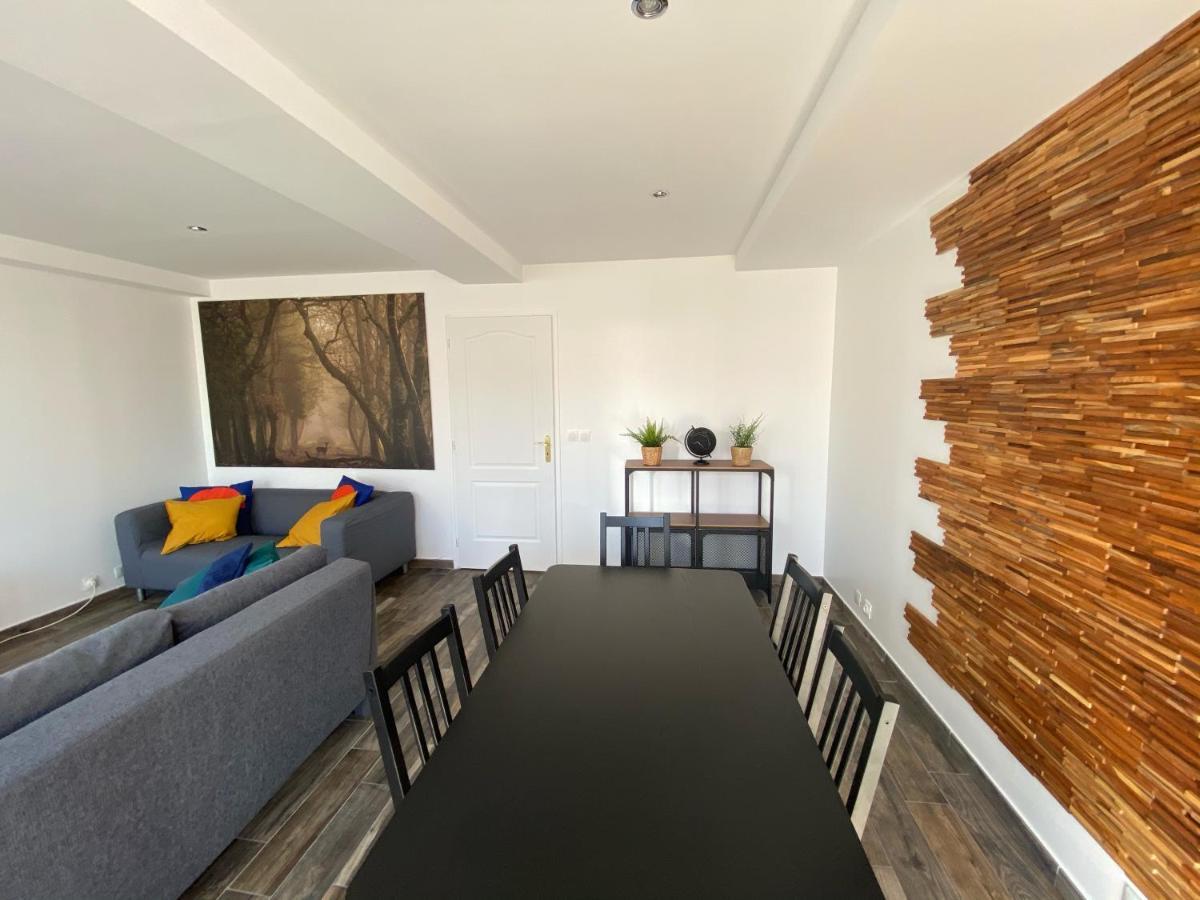 22 Chic & Cosy Grand Appart 92M2 Parking Gratuit Hypercentre Netflix Saint-Etienne  Bagian luar foto